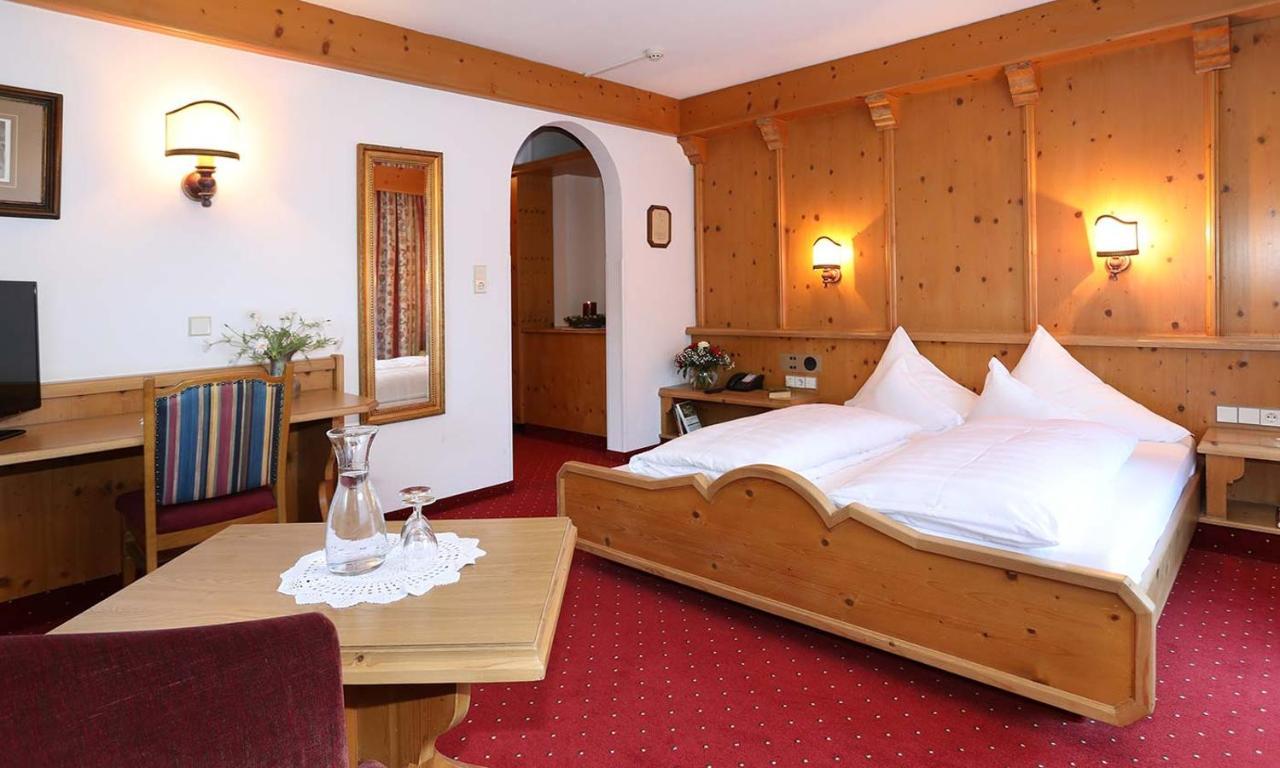 Hotel Almhof นอยชติฟ อิม ชตูไปทัล ภายนอก รูปภาพ