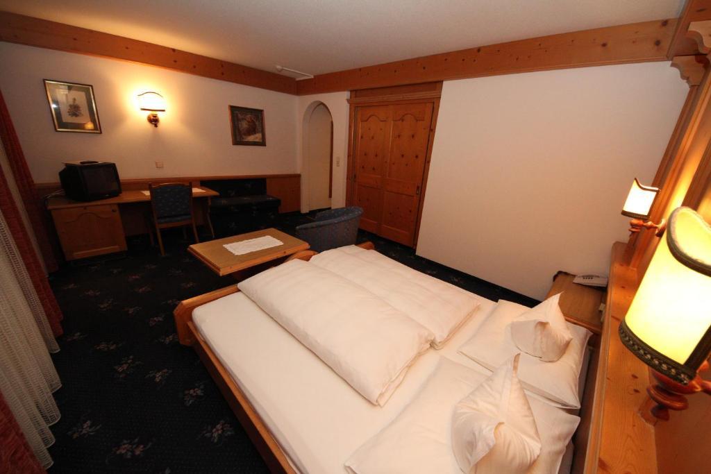 Hotel Almhof นอยชติฟ อิม ชตูไปทัล ห้อง รูปภาพ