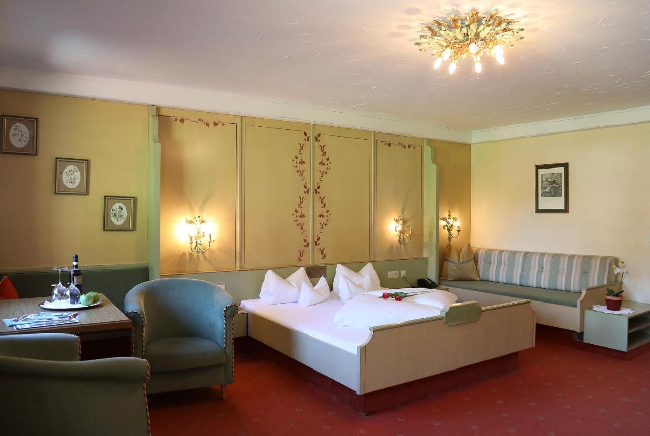 Hotel Almhof นอยชติฟ อิม ชตูไปทัล ภายนอก รูปภาพ